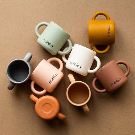 Tasse d'apprentissage avec poignées - Ocre | Minika