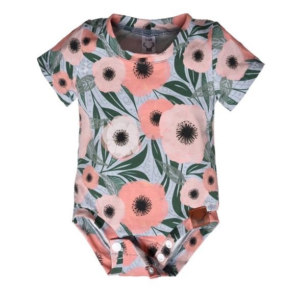 Cache-couche évolutif - Fleurs corail | Nine Clothing