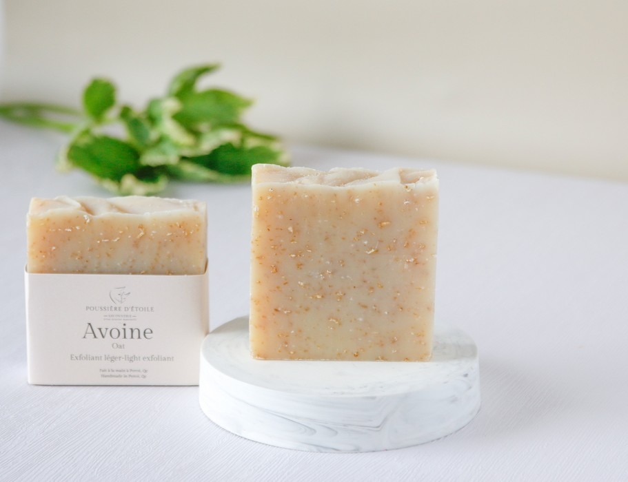 Savon en barre -  Avoine - Exfoliant doux | Savonnerie Poussière d'Étoile